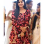 Shobanaa Uthaman Instagram - Wealthiest thing to have right now is a peace of mind🤌🤞🏻 Floral dress from @mivar_boutique . . . . . . . . . . . #chennai#ootd#kollywood#bollywood#pose#instadaily#instagood#instacool#model#modelling#saree#saree#tamilponnu#promoter#promotion#collaboration#vijaytv#vijaytvserial#vijaytelevision#vijaytvshow#muthazhagu Mgr University