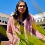 Shobanaa Uthaman Instagram - We are so distracted by how things end..we usually forget how beautiful the beginning was! 🤞🏻💯 . . . . . . . . . . #chennai#ootd#chennaifashion##chennaimodel#chennaiphotographer#kollywood#bollywood#chennaiblogger#pose#instadaily#instagood#instacool#okbye#model#chennaimodel#modelling#saree#saree#tamilponnu#promoter#promotion#collaboration#vijaytv#vijaytvserial#vijaytelevision#vijaytvshow#muthazhagu Kodaikanal- Princess of Hills