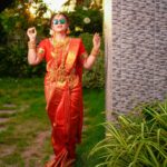 Shobanaa Uthaman Instagram - Felt like indian barbie...🙈 Except not wearing anything pink 😅 MUA : @ishumakeupgirl Hairdo : @sofyhairandmakeup Photography : @rj_blossom Saree and blouse : @the_boutiquespot Jewels : @adyarfathimacollections . . . . . . . . . . #chennai#ootd#chennaifashion##chennaimodel#chennaiphotographer#kollywood#bollywood#chennaiblogger#pose#instadaily#instagood#instacool#okbye#model#chennaimodel#modelling#saree#saree#tamilponnu#promoter#promotion#collaboration#vijaytv#vijaytvserial#vijaytelevision#vijaytvshow#muthazhagu Chennai, India