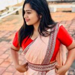 Shobanaa Uthaman Instagram - The biggest comeback is making yourself happy again❤️‍🩹💯 Ready to wear saree : @house_of_shrisha . . . . . . . . . . . #chennai#ootd#chennaifashion##chennaimodel#chennaiphotographer#kollywood#bollywood#chennaiblogger#pose#instadaily#instagood#instacool#okbye#model#chennaimodel#modelling#saree#saree#tamilponnu#promoter#promotion#collaboration#vijaytv#vijaytvserial#vijaytelevision#vijaytvshow#muthazhagu Chennai, India