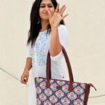 Shobanaa Uthaman Instagram - GIVEAWAY ALERT 👛 Very excited to host the Giveaway with Zouk which is a 100% Vegan, cruelty-free, PeTA approved & Proudly Indian brand. Explore the handcrafted and highly functional range of bags and footwears for all your needs. 2 lucky winners will get a chance to win Zouk’s beautiful hand-crafted Office Bag! Follow these steps to win NOW! 1. Follow @Zoukonline & @itisshobanaa 2. Repost this photo on your story and tag both of us @Zoukonline & @itisshobanaa 3. Comment down and tell 2 bestseller prints from Zouk. 4. And tag 3 friends to make sure they follow us. Completing 1-3 will give you 1 entry for the giveaway. If you are not following any of the instructions, you will not be eligible for participation 🥰 The giveaway ends on 3rd April. Winners will be announced on 4th April via my Instagram story. #Zouk #ZoukOnline #ZoukBags #ZoukFootwear #ContestAlert #GiveawayAlert #GiveawaysOfInstagram #GiveawayIndia #Contest #Giveaway #India #Win #WinNow #ContestIndia Chennai, India