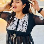 Shobanaa Uthaman Instagram - Suffer in private...Glow in public 🖤✨ . . . . . . . . . . . #chennai#ootd#chennaifashion#chennaifashionblogger#fashionblogger#chennaimodel#chennaiphotographer#kollywood#bollywood#chennaiblogger#lightroom#potraitphotography#pose#instadaily#instagood#instacool#okbye#model#chennaimodel#modelling#saree#saree#tamilponnu#promoter#promotion#collaboration#vijaytv#vijaytvserial#vijaytelevision#vijaytvshow#muthazhagu Chennai, India