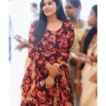Shobanaa Uthaman Instagram - Wealthiest thing to have right now is a peace of mind🤌🤞🏻 Floral dress from @mivar_boutique . . . . . . . . . . . #chennai#ootd#kollywood#bollywood#pose#instadaily#instagood#instacool#model#modelling#saree#saree#tamilponnu#promoter#promotion#collaboration#vijaytv#vijaytvserial#vijaytelevision#vijaytvshow#muthazhagu Mgr University