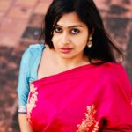 Shobanaa Uthaman Instagram - Manifesting penmai in me 🫣🙈💗 Blouse designed : @svdesignerstudio Photography: @walkthrough_photography . . . . . . . . . . . #chennai#ootd#kollywood#bollywood#pose#instadaily#instagood#instacool#model#modelling#saree#saree#tamilponnu#promoter#promotion#collaboration#vijaytv#vijaytvserial#vijaytelevision#vijaytvshow#muthazhagu Chennai, India