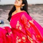 Shobanaa Uthaman Instagram - You invite more miracles into your life by being grateful for everything 🤗💗 Saree : @kalpana_collection___________ Photography: @walkthrough_photography . . . . . . . . . . . #chennai#ootd#kollywood#bollywood#pose#instadaily#instagood#instacool#model#modelling#saree#saree#tamilponnu#promoter#promotion#collaboration#vijaytv#vijaytvserial#vijaytelevision#vijaytvshow#muthazhagu Chennai, India