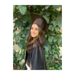 Shweta Bachchan Nanda Instagram - Class of 2020 - Navya finished college today and since she and everyone else graduating this year won’t get a ceremony we decided to DIY one. With a chart paper cap and a gown hand stitched from scraps of black tenting. I threw on a Fordham ( her college ) sweatshirt over my PJ’s!! Congratulations baby I love you and am proud of you! Go forth and conquer x ( I’m not crying you’re crying)