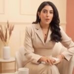 Shweta Bachchan Nanda Instagram - Little girls grow up faster than you can imagine, and they have big dreams, want to achieve big things, make a difference & change the world !!! But you still bit into a croissant like you were a 5 year old sitting on my lap @navyananda and it's adorable. I love you to bitzzzssss x