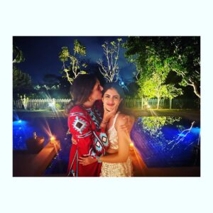 Shweta Bachchan Nanda Instagram - It’s a New Years miracle ( my least tactile child let me squish her, it deserves to be on record for posterity ) thank you ‘23 🌟