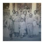 Shweta Bachchan Nanda Instagram - पीरा नु मैं सीने लावां ते मैं हसदी जावां धुप्पां दे नाल लड़ लड़ के मैं लाभियाँ अपनीयां छावां दुःख वि अपने सुख वि अपने मैं ते बस एह जाना सब नु समझ के की करना ऐ दिल नु एह समझावां तू झूम झूम झूम झूम तू झूम झूम झूम झूम - To my grand old man Happy 80th Birthday -