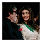 Shweta Bachchan Nanda Instagram - पीरा नु मैं सीने लावां ते मैं हसदी जावां धुप्पां दे नाल लड़ लड़ के मैं लाभियाँ अपनीयां छावां दुःख वि अपने सुख वि अपने मैं ते बस एह जाना सब नु समझ के की करना ऐ दिल नु एह समझावां तू झूम झूम झूम झूम तू झूम झूम झूम झूम - To my grand old man Happy 80th Birthday -