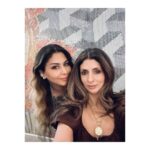 Shweta Bachchan Nanda Instagram - Seema’s Platty Joobs #golden 🥇