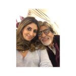 Shweta Bachchan Nanda Instagram - रिश्ते मैं तो सिर्फ़ मेरे … लगते हैं। ♥️ #fathersday #girldad