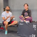 Shweta Tripathi Instagram - Reflecting on an incredible year with @battatawada ! 🚀 From conquering fitness goals to breaking personal records, we’ve achieved so much together. Super proud of our accomplishments and excited to crush even more milestones in 2024! 💪 #Stronger #FitFam #2023 #2023Rewind #2024 #Resolutions #Goals #Chat #Fitnesstrainer #mirzapur #bollywood #fitspo #fitnessinspiration #mumbai #clientreview #clienttransformation #reelsindia #reelitfeelit Mumbai, Maharashtra