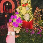 Sidhika Sharma Instagram – “Jingle bells,jingle bells ,jingle all the way !”🫶🌸⚡️🦋🍡🎂🍭 Taj Hotel Colaba