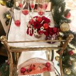 Sidhika Sharma Instagram - “Jingle bells,jingle bells ,jingle all the way !”🫶🌸⚡️🦋🍡🎂🍭 Taj Hotel Colaba