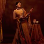 Sija Rose Instagram - पटाखा If you’re not putting on a full red carpet look for Diwali, then WYD? . Photography & retouch: @zoom.inphotography Stylist: @styledbyalbin_ @_a.l.b.i.n Makeup & hair: @femy_antony__ Art direction: @____pia_ Jewellery: @adorebypriyanka Lehanga: @zorucci Studio: @tinyturtle.media Special thanks: @vishnu.chandrabose @sandesh.rajeev . #indianwear #diwali #diwali2023 #lights #pataka #redcarpet #festival