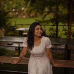 Sija Rose Instagram - Last of … 🧩 of my ❤️ Photo : @parvathy.prasad_ Styling @styledby_al_ Mua @bridalmakeup_by_sreegeshvasan Venue @poemsthecafe