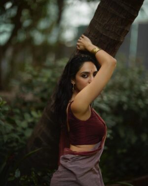 Sobhita Dhulipala Instagram - 🌴🪷🤍
