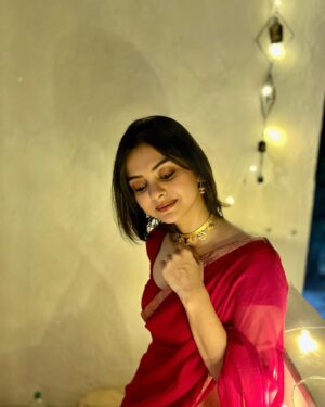 Solanki Roy Instagram - Subho Deepaboli 🪔