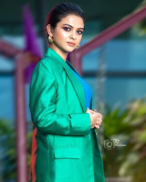 Solanki Roy Instagram - A very special thanks to @themicropoems and @koustuv_chatterje for this lovely shoot!
 📸 @sayantan_dutta_photography 
@koustuv_chatterje
@agency_thecapture 
@fashiondoctor_official 
@fabulous_mystery_51