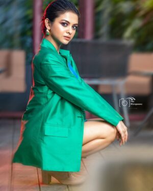 Solanki Roy Instagram - A very special thanks to @themicropoems and @koustuv_chatterje for this lovely shoot!
 📸 @sayantan_dutta_photography 
@koustuv_chatterje
@agency_thecapture 
@fashiondoctor_official 
@fabulous_mystery_51