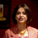 Solanki Roy Instagram - Here’s what the stunning Solanki Roy @srbrishti.19 has to say about Zaarii at the music launch of the highly awaited love story, Shohorer Ushnotomo Dine, directed by @aritsen07. Styled in a gorgeous pink, silk blazer co-ord, she glows with radiance as she advocates our earth-friendly initiatives. #Zaarii #shohorerushnotomodine #Solanki #marketplace #collaboration #slowfashion #responsibleliving