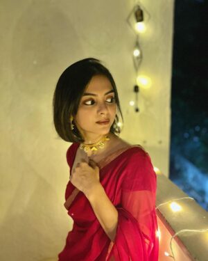 Solanki Roy Instagram - Subho Deepaboli 🪔