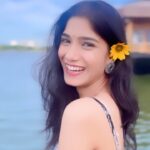 Somalin Parida Instagram - I’m happy because I enjoy every bit of my simple life.🩷🤌🏻
