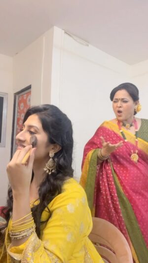 Sonalika Joshi Instagram - The thoughts we get after having sleepless nights!🤷🏻‍♀️😂

.
.
.

#reels #reelsinstagram #reelitfeelit #funny #comedy #fun #nightshift #onset #makeuproom #actorslife #fyp #explorepage #tmkoc #taarakmehtakaooltahchashmah