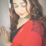 Sonalika Joshi Instagram - सजनी कि कहानी💕☺️.#gazal #ashabhosle #bollywoodstyle #bollywoodactress #tvactress #actress #actresses #performance #acting #actinglife #actorslife #expression #expressyourself #express .