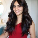 Sonia Singh Instagram - It was an absolute delight being served at Mirrors. The stylists were amazing & the salon ambience was too good. Why wait if you are looking to get yourself pampered and groomed? Visit your nearest branch of Mirrors Luxury Salons now. @gotomirrors #soniyasingh #mirrorshairtransformation #instagood #hairoftheday #jubileehills #mirrorsluxurysalons
