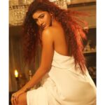 Soniya Bansal Instagram - In white, a lady can stand out in a crowd without speaking a word.