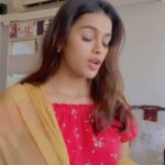Sonyaa Ayodhya Instagram - Next ladai me phir follow karlena Hai usne sari ladkiyo ko 🤣 #funnyreels #reels #reelsinstagram