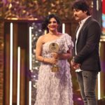 Sradha Panigrahi Instagram - So, Can u guys guess my Award Category!!! Zee Sarthak Sansar Awards 2023, today at 6.00 pm on @zee_sarthaktv . & getting this award from my favourites is a bliss . Thank u @mohanty_babushaan & @amlan0010 . Special thanks to my own team members of #khusirachhunka . @anukulrout @pratikseal @lipsadalei @director_at_ollywood @safik2491 . #ZSSA #sradhapanigrahi #zssa2023 #zeesarthaktv