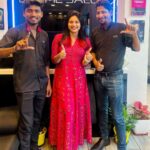 Sradha Panigrahi Instagram - My all time favourite grooming destination @lakmesalonsaheednagar & these boys ☺️@nirmal.hairstylist_07 @mr____perfect63 Lakme Salon Saheed Nagar