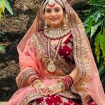 Sradha Panigrahi Instagram - Unhi ke liye ye Roop ye Shringar he♥️🤗 . Makeup & 📸 :- @chandan.patra43 . Watch“ Khusi_Ra_Chhunka“ Mon-Sat at 9.00 pm on @zee_sarthaktv . #sradha #sradhapanigrahi #bride #bridal #bridalmakeup #dulhan #khusi #khusirachhunka #love #indianbride