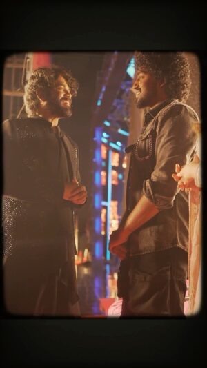 Suma Kanakala Instagram - Taking advice on Love from the OG Manmadhudu ,King Nagarjuna garu himself... Happy to have met you on the sets of #BiggBossGrandFinale  sir. Thank you for your encouraging words for Bubblegum

#Bubblegum In cinemas from Dec 29th 🎥
@raviperepu  @maanasa.choudhary1 @sricharanpakala  @dopsureshragutu  @maheshwarimovies  @peoplemediafactory @harshachemudu @anannyaa7akulaa @kirangoudm