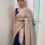 Sumona Chakravarti Instagram - LOYALTY AND RESPECT GOES BOTH WAYS. IF THEY DON'T RETURN IT, THEY DON'T DESERVE IT. Finally the last one for this season of #tkss #thekapilsharmashow 🥻- @ekaafashion.co 💄- @rameshpanda.mua Hair- @hairbysharda Stylist- @sacorina The beautiful sarees - i will miss you! Until the next time … 🫶🏼 #sareenotsorry #sareelove