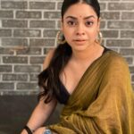 Sumona Chakravarti Instagram – It’s been a while since i wore a saree❣️

#sareelove #sareenotsorry #9yardsofelegance