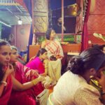 Swastika Mukherjee Instagram - মায়েরা এরকম হয়। কোলে মাথা রাখলে আদর মাখা হাত দিয়ে পিঠ আগলে রাখে 💕 আহারে… কালীপুজো ২০২৩
