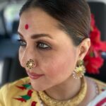 Swastika Mukherjee Instagram - Shubho Saptami shobai ke. For the love of Jawba-phool 🌺🌺 Full shajuguju coming later… #happypujo