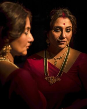 Swastika Mukherjee Instagram - DAIVI 

Shakti- the great primordial feminine potency responsible for creation, change, destruction, and restoring balance is regarded as the vital cosmic force in Hindu pantheon that attains many forms and names, regulating all our actions.
Such is the magnanimity of “Shakti” despite being inconspicuous,SHE makes HER corporeal presence felt through various virtues, emotions, actions of the mortal beings.
Jalsaghar Calcutta celebrates Devi’ stuti and its embodiment in all mortal beings as “Shakti Rupena “(strength), “Buddhi Rupena”(intelligence),”Lakshmi Rupena” (prosperity), “Tusti rupena” (contentment)  and above all “Matri Rupena” (motherly affection) in its “Daivi” range of jewelleries.

দৈবী

শক্তি ছাড়া জগতের অস্তিত্ব নেই । যেদিকেই তাকান সেখানেই শক্তির প্রকাশ, ক্ষুদ্রেই হোক বা বৃহৎ এ । এই শক্তিকেই আমরা পূজা করি । কিন্তু প্রশ্ন জাগে , যাকে জানি না তাকে স্বীকার করি কি করে ? শাস্ত্রে তাই এমন কিছু গুণাবলীর কথা চিহ্নিত করে যা মনুষ্যকুল সহ সকল প্রাণীর মধ্যেই বিদ্যমান। তাইই শক্তি । সেগুলির বিকাশের মাধ্যমেই আমরা সাধারণ থেকে অসাধারণ হয়ে উঠি , মানুষ থেকে হয়ে উঠি ' দৈবী ' । আসন্ন শারদ উৎসব কে মাথায় রেখে তাই জলসাঘর ক্যালকাটা এ , 'শক্তি' , ' ' লক্ষী ', ' মাতৃ ' , ' বুদ্ধি ' এবং 'তুষ্টি ' রূপে মানুষেরই ' দৈবী ' সত্ত্বা র উদযাপন ।

Daivi @swastikamukherjee13 
Styling @rabhisek 
Clicks @sarkardebarshi19 
Hair and Makeup @makeup_abhijithchanda
Thank you @lipstickler , @dipankar1016