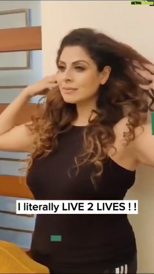Tannaz Irani Instagram - I'm sure all working mothers will agree. Tag that one woman or friend or yourself if you feel you too are exactly like this! Couldn't resist getting on to the trend with a twist! Have a super Sunday Smile you are on Candid camera #trendingreels #reelsinstagram #reelsvideo #mylife❤️ #momsofinstagram #momslife #workingmom #WorkLifeBalance #gratitude #blessedlife #tannazirani #lifeisbeautiful