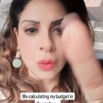Tannaz Irani Instagram - That's right... Come and get your hug soon ... It's gift wrapped and READY! #christmasgifts #budgeting #budgetfriendly #crazyvideos #crazygirl #funnyshit #christmasiscoming