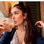 Tanu Khan Instagram - & What about you? 😎💋✨ #delusion #stayconfident #confidentgirl #imstamotivation #viralgram #confidenceiskey Que Sera Sera Mumbai