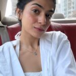 Tanvi Malhara Instagram - Jisme aansu na bahaye vo pyaar hee kesa?😭😂 P.S Saw a similar reel somewhere and I thought it was too funny, had to do it instantly😂 #reels #funny #toxicrelationships #couples #marriage #reelsinstagram #meme #achhasuno #thatachhasunogirl #tanvimalhara