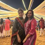 Tanvi Malhara Instagram - Because sleep deprivation for Garba is worth it✨💃🏻❤️ Also I cannot ever stick to the hairstyle I stepped out of the house with😂 #navratri2023 Ahmedabad, India