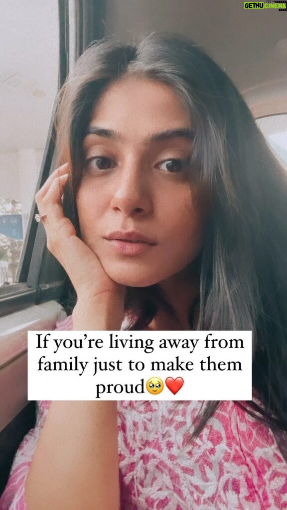 Tanvi Malhara Instagram - One day and everyday❤✨ #home #family #love #dreams #goals #life #tanvimalhara