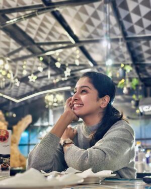 Tanya Ravichandran Instagram - Either I eat all my food or I eat all my food. There is no in between 😬😋