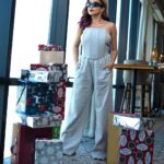 Tina Datta Instagram - Packing the gifts, no one misses out!! Holly Jolly Season beginssss… 🥰❤️ . . . #christmas #merrychristmas #lookbook #gifts #tinadatta